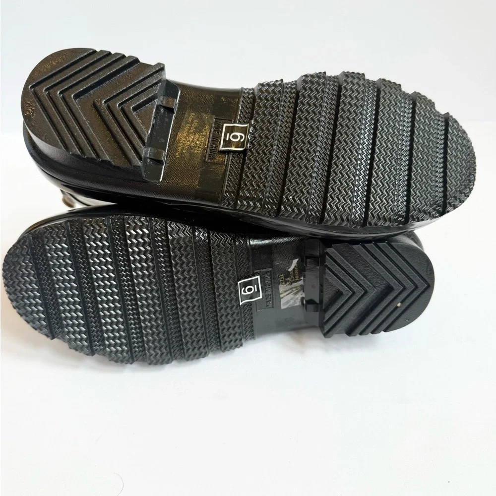 Journee Collection Women's Rainer‎ Rainboot Size 6 Brand New in Box